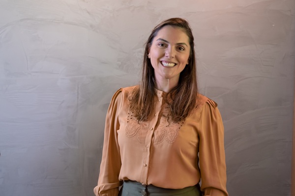 Esgotamento digital: relatório aponta que brasileiros passam mais de um terço do dia conectados; “Tudo tem que ter parcimônia”, diz médico  
