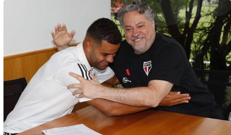 São Paulo se antecipa e anuncia renovação de contrato com Alisson