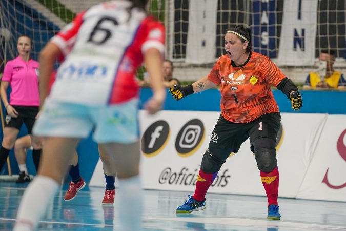 Serc/UCDB enfrenta o Taboão Magnus hoje pela semifinal da Copa do Brasil de futsal feminino