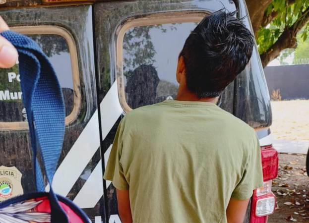 Enquanto almoçava delegado localiza suspeito de crimes em Porto Murtinho e homem é preso
