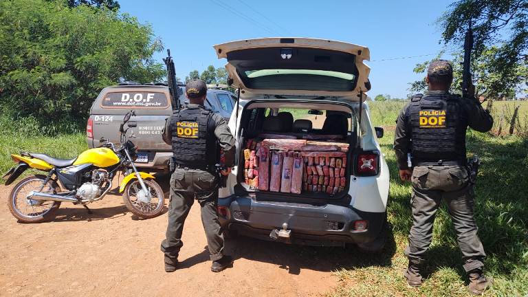 Homem que seguia com mais de 200 quilos de maconha para São Paulo é preso pelo DOF no Assentamento Itamarati