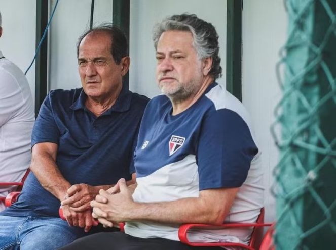 A pedido de Dorival, CBF convida Muricy para Seleção, mas ele recusa e fica no SP