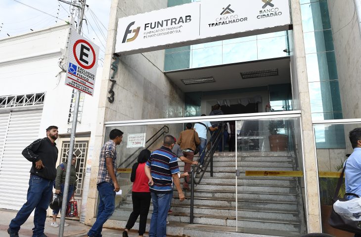 Funtrab começa mais uma semana oferecendo quase 4 mil vagas de emprego em Mato Grosso do Sul