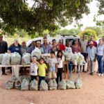 Primeira-dama do Município e autoridades municipais entregam alimentos às famílias indígenas do Laranjal pelo PAA