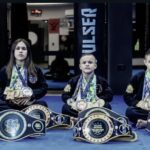 Pai e filhos de Ponta Porã da Rhino Thay Team foram destaque no Jiu Jitsu em 2024