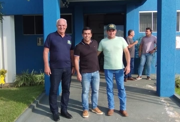 Deputado Beto Pereira visita Caracol e acompanha reforma do Ginásio fruto de sua emenda parlamentar