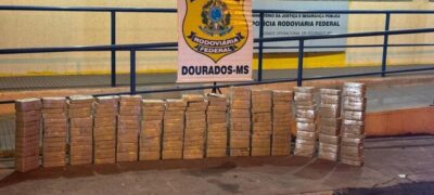 Empresário, esposa e motorista são presos com 235 quilos de cocaína em caixas de erva-mate