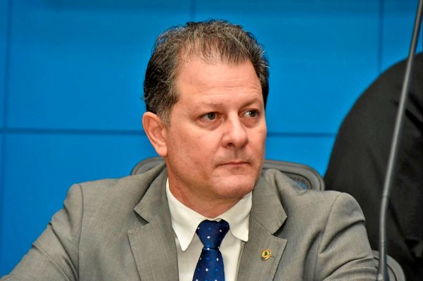 Frente Parlamentar recebe Defensoria para ações quanto à fraude da Previdência