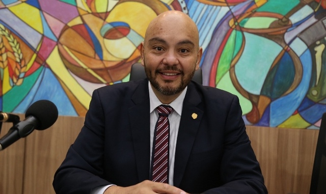 Vereador Agnaldo propõe construção de UPA e aquisição de aparelho de colonoscopia