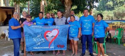 Amigos de infância, da década de 80, se  reencontram em família em Aquidauana