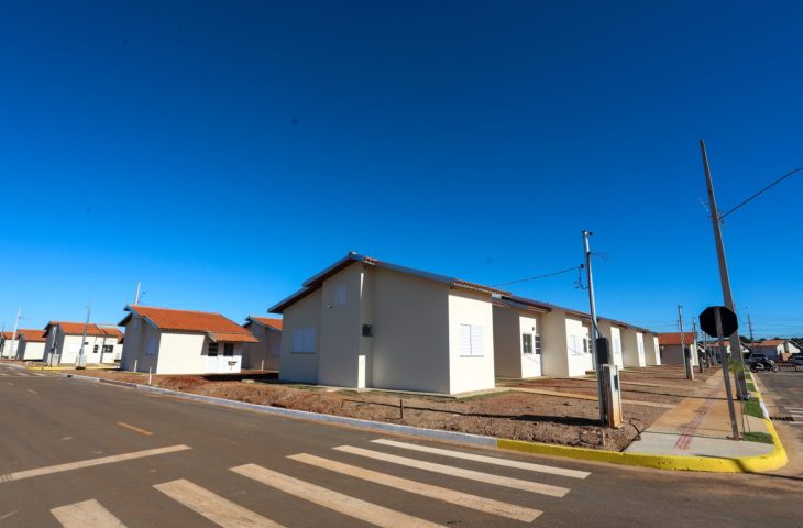 Bonito avança com investimento de R$ 613 milhões do Governo de MS e entrega de casas, asfalto e escolas