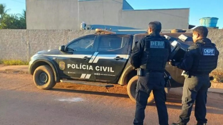 Polícia realiza operação contra fraudes em concursos públicos