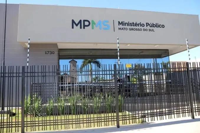 MPE investiga prefeito por uso de veículo da prefeitura para fins eleitorais