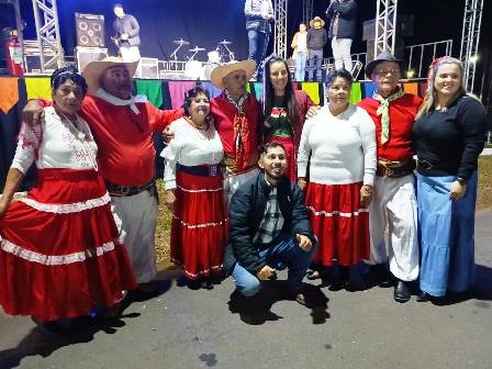 Dança do Chupim emociona e mantém viva a tradição na Festa Junina da Fronteira
