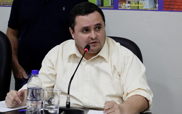 JT solicita pede reforma e construção de pontos de ônibus escolar em Bela Vista