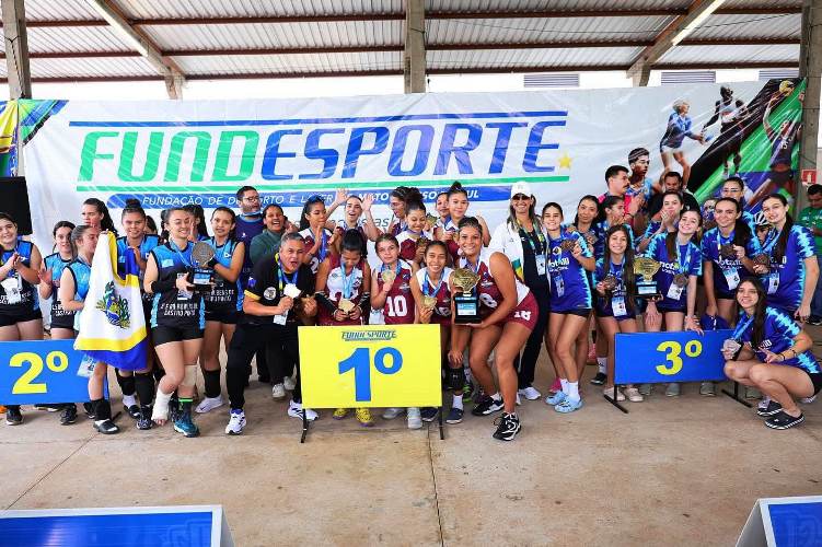 Caracol é vice campeã no voleibol feminino nos Jogos Escolares da Juventude de MS.