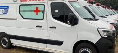 Governo de MS entrega veículos e ambulâncias para reforçar saúde em mais de 40 municípios