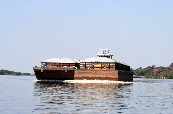 Exportações pelo rio Paraguai somam 4,5 milhões de toneladas no 1º semestre e superam todo o movimento de 2024