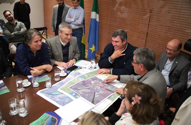 MS Municipalismo: Porto Murtinho apresenta carteira de obras de infraestrutura em reunião na Governadoria