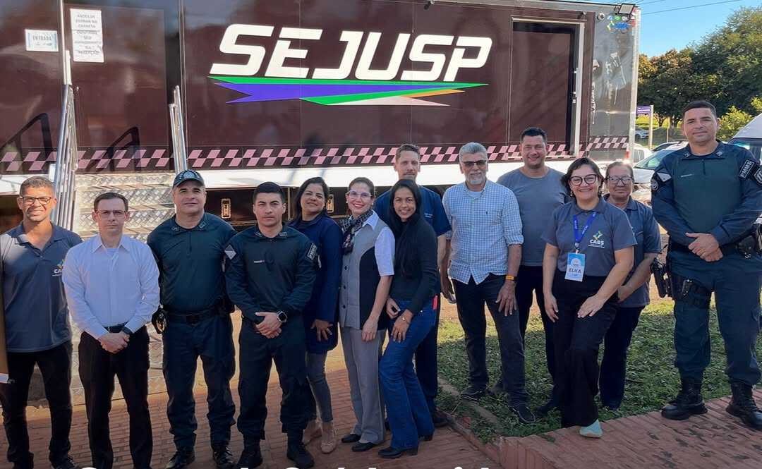 Carreta da Saúde da Sejusp atendeu servidores da segurança pública em Bela Vista