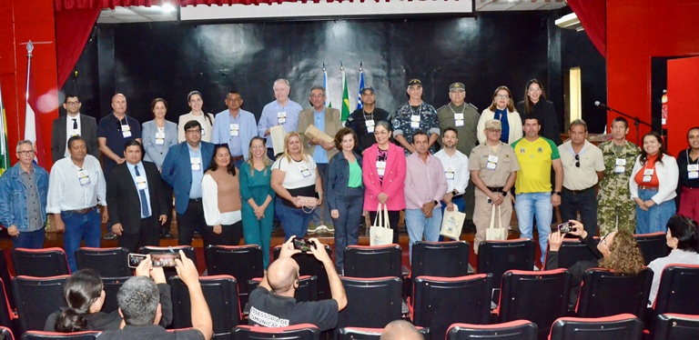 Porto Murtinho recebe embaixador da Argentina no Paraguai e comitiva internacional para agenda de integração e turismo