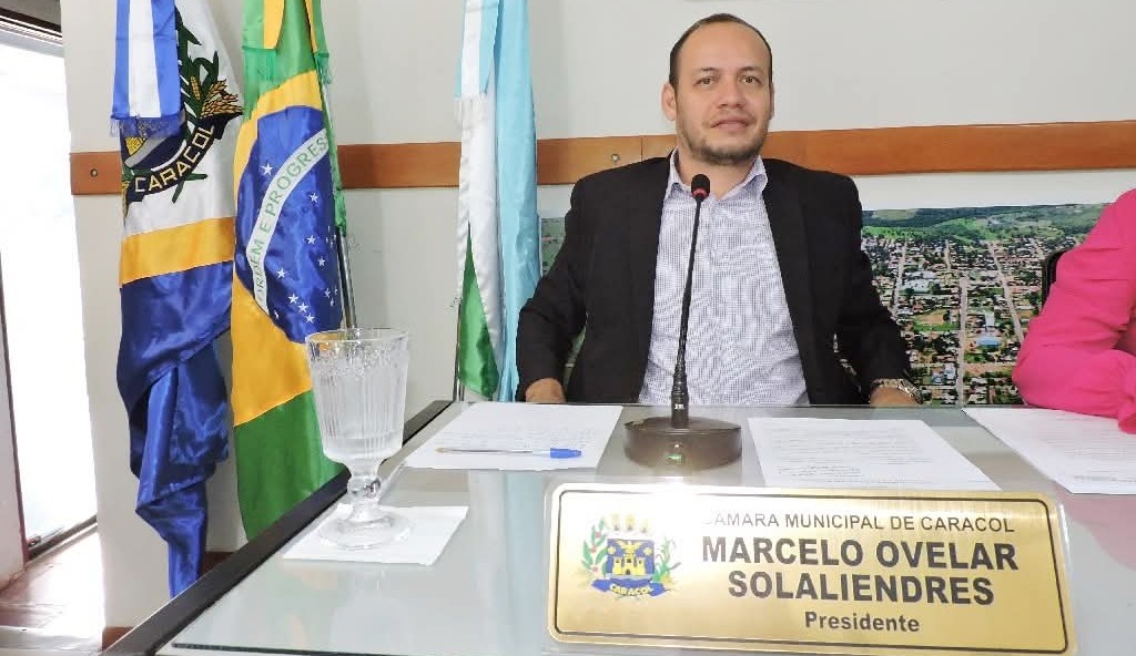 Vereador Marcelo solicita limpeza em terreno público e reforça apelo à população