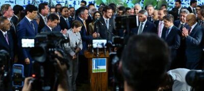 União Brasil e PP oficializam federação com 15 senadores e mais de 1.000 prefeitos