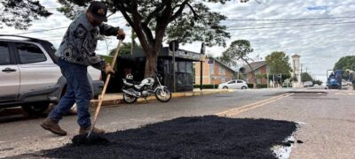 Operação Tapa-Buracos em Jardim-MS aplica 12 toneladas de asfalto na região central