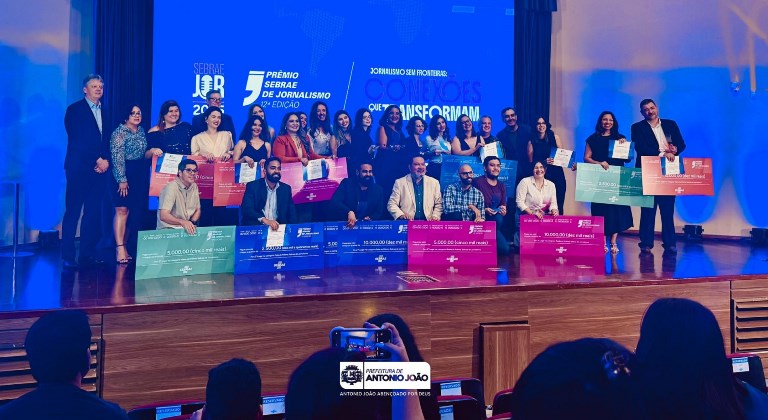 Prefeitura de Antônio João participa do Sebrae Jor 2025 e reforça compromisso com comunicação transparente