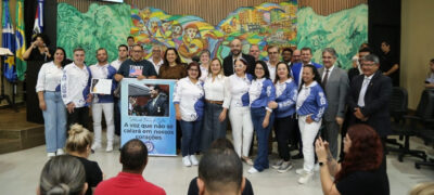 Câmara Municipal de Ponta Porã honrarias e homenagens em sessão solene