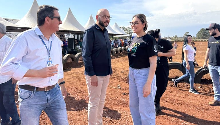 Câmara destaca e participa da ação “Prefeitura Mais perto de você” na Ferroviária