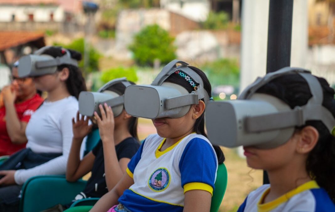 Caracol recebe exposição interativa sobre a importância da água