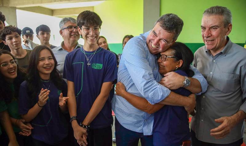 Após indicação de Paulo Corrêa, Riedel inaugura reforma da escola HBL em Cassilândia