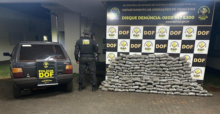 DOF apreende 220 quilos de skunk no bairro Canaã I em Dourados