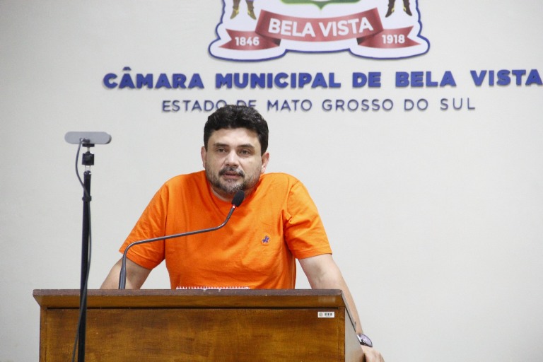 Vereador Johnys Basso cobra regularização de pagamentos em Bela Vista