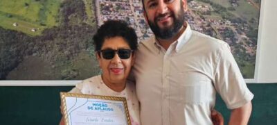 Vereador Rodrigo Barboza apresenta Moção de Aplausos à servidora Veraide Benites