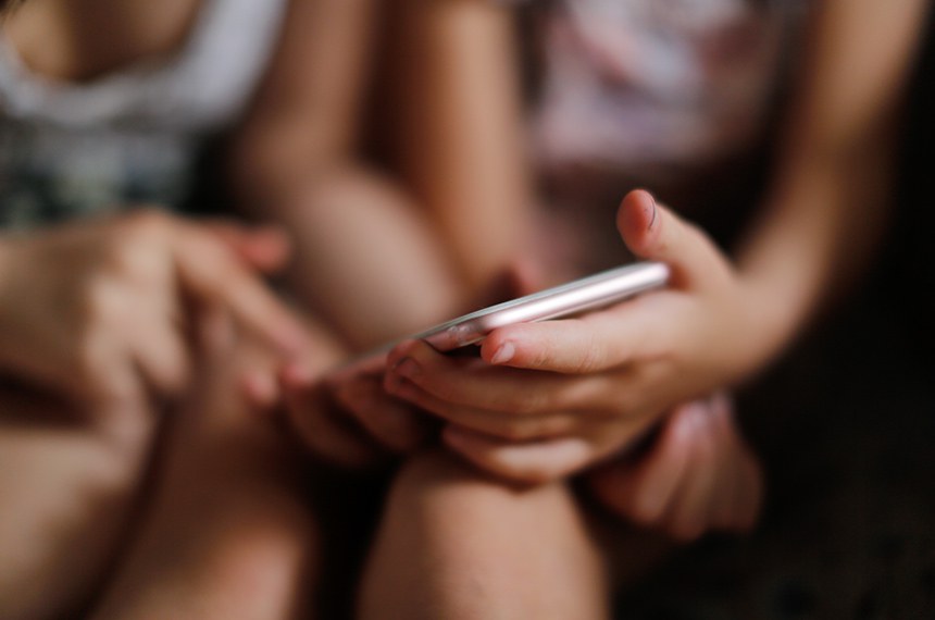 Medida provisória dá seis meses para plataformas cumprirem ECA Digital