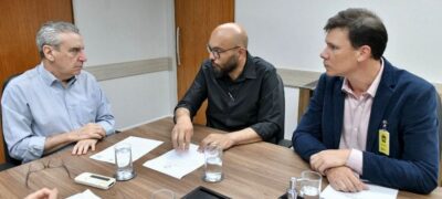 Paulo Corrêa discute regulamentação da circulação de vans escolares na fronteira entre Brasil e Paraguai