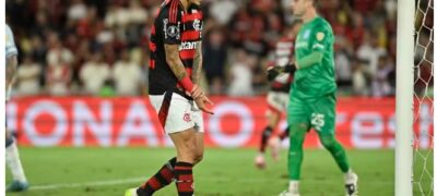 Pedro não vai jogar com imobilização no braço e desfalca o Flamengo na Libertadores