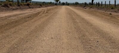 Secretaria de Obras de Caracol realiza manutenção preventiva em estradas rurais