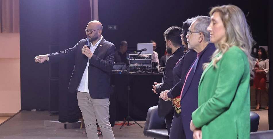 Presidente da Câmara de Ponta Porã, vereador Agnaldo Pereira Lima prestigia abertura do 1º CINAMED