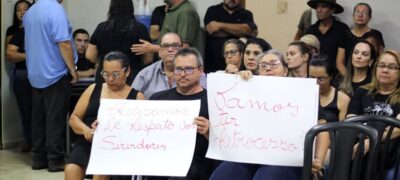 Após pressão e trabalho de união entre SIMBEL, servidores e Câmara de Vereadores, Prefeitura recua e mantém Plano de Cargos, Carreiras e Salários