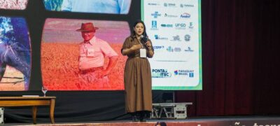 Camila Telles inspira o público no segundo dia da Ponta Agrotec 2025 com uma palestra sobre coragem, união e o futuro do agro