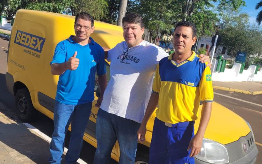 Agencia dos Correios de Bela Vista recebe novo furgão para reforçar entregas