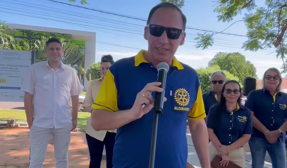 Dr. Alcibíades  Amarilla destaca importância do Parquinho Adaptado inaugurado pelo Rotary Club   
