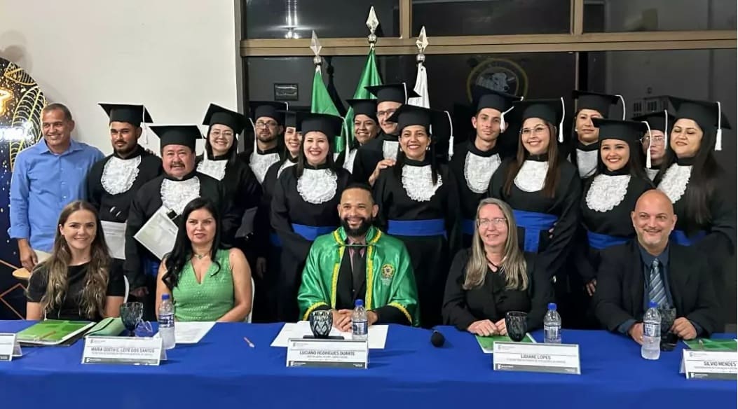 Caracol celebra formatura da primeira turma do Curso Técnico em Administração do Instituto Federal