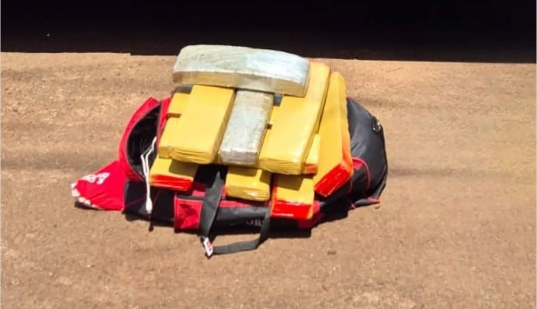 Polícia Militar de Bela Vista prende homem com quase 10 kg de maconha em ônibus