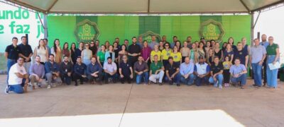 Sicredi Centro-Sul MS/BA realiza entrega simbólica da Cesta de Amor 2025