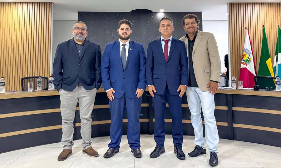 Ramão Valdir é eleito pela terceira vez presidente da Câmara de Antônio João e marca fato inédito na história do município