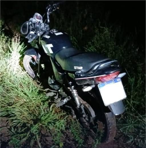 Polícia Militar de Bela Vista recupera celular e motocicleta após roubo a residência e prende um dos envolvidos